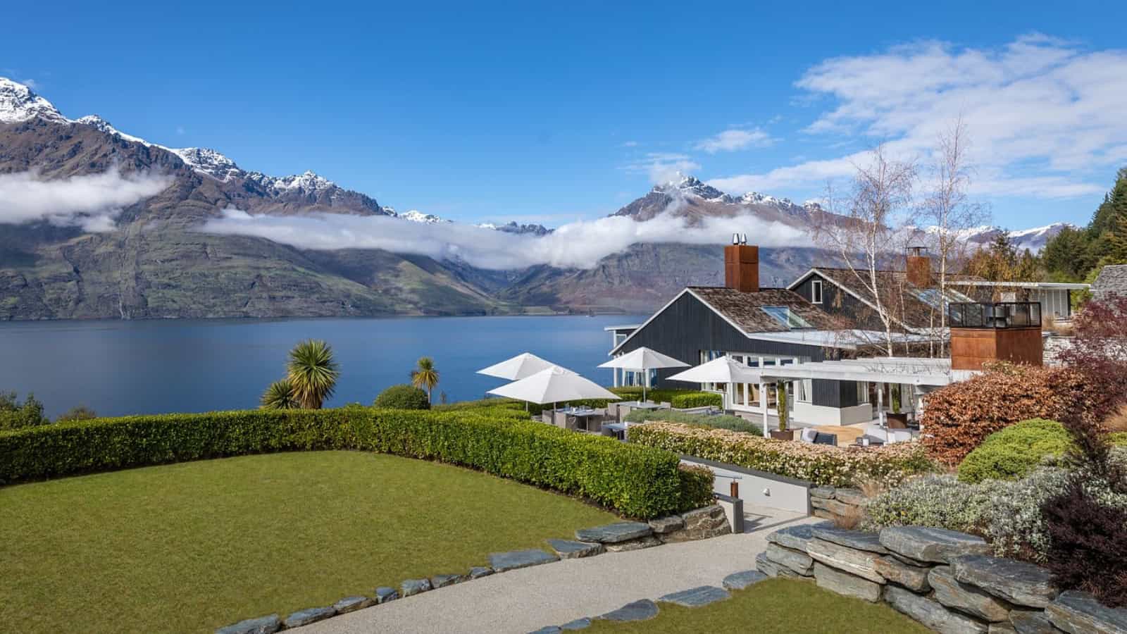Matakauri Lodge Lakeside Retreat