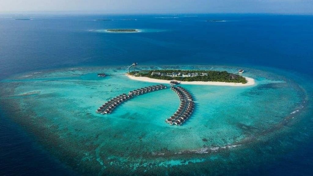Mövenpick Resort Kuredhivaru Maldives