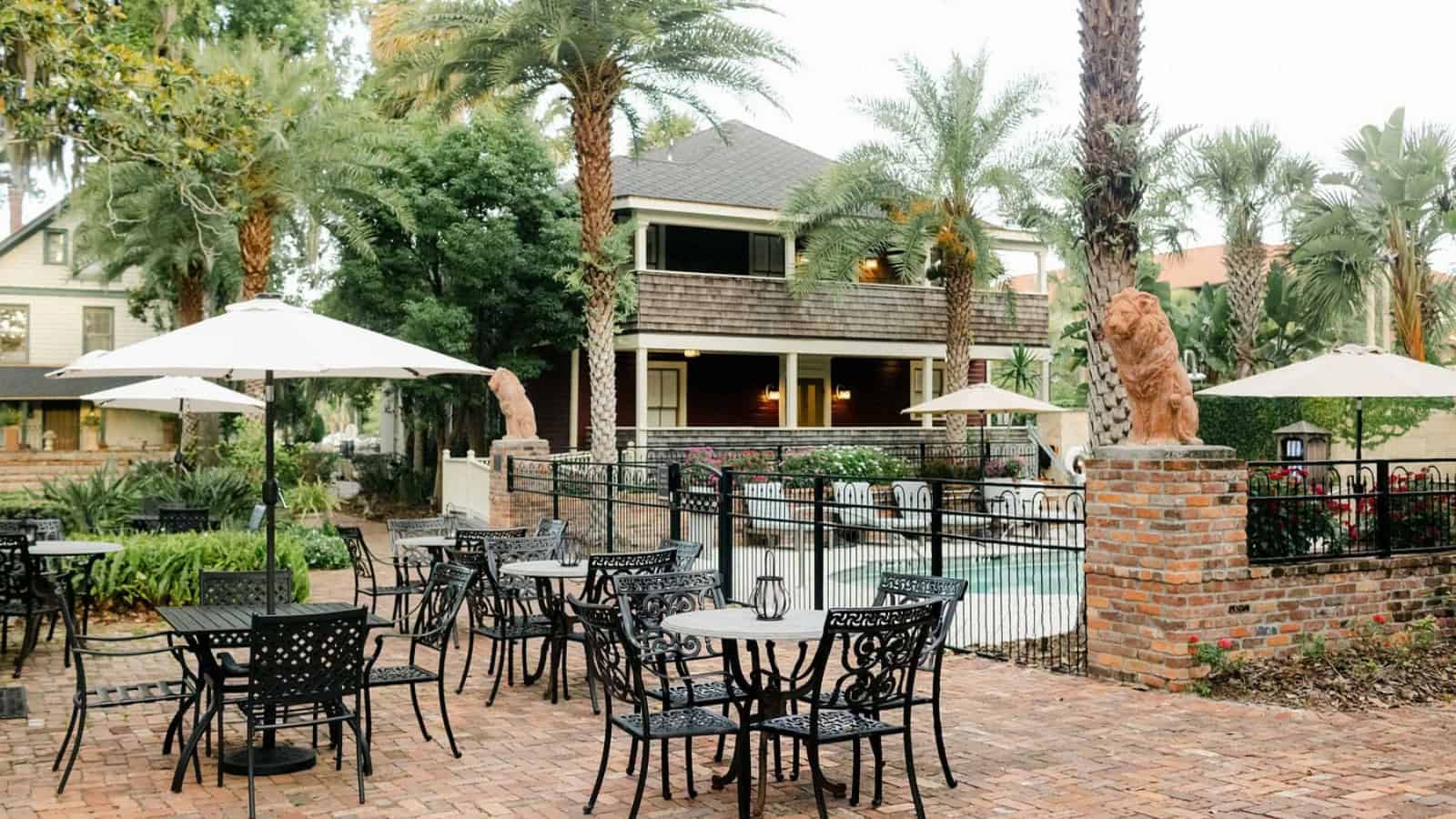 The Collector Luxury Inn & Gardens