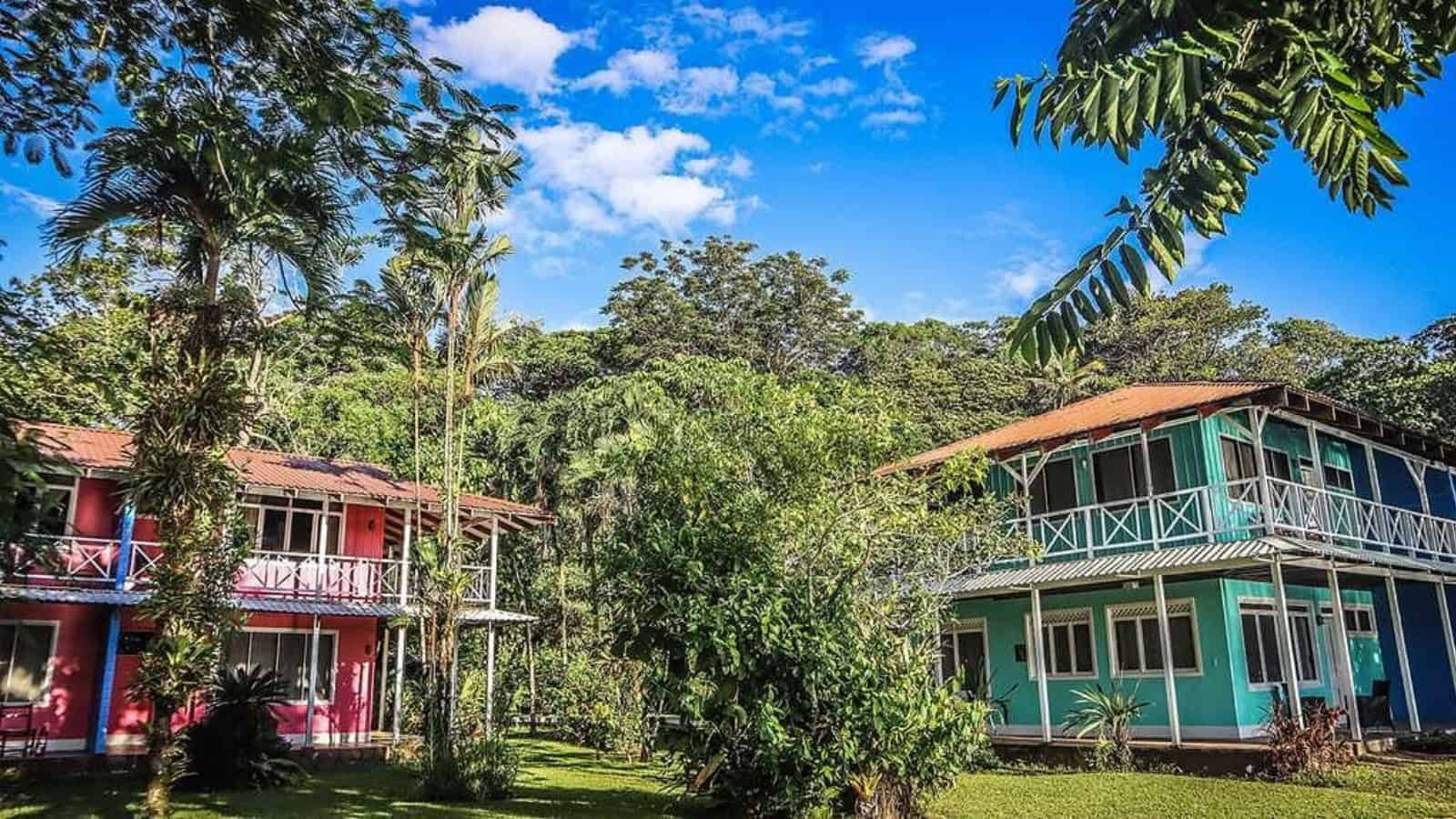 Tortuga Lodge & Gardens Eco-Lodge