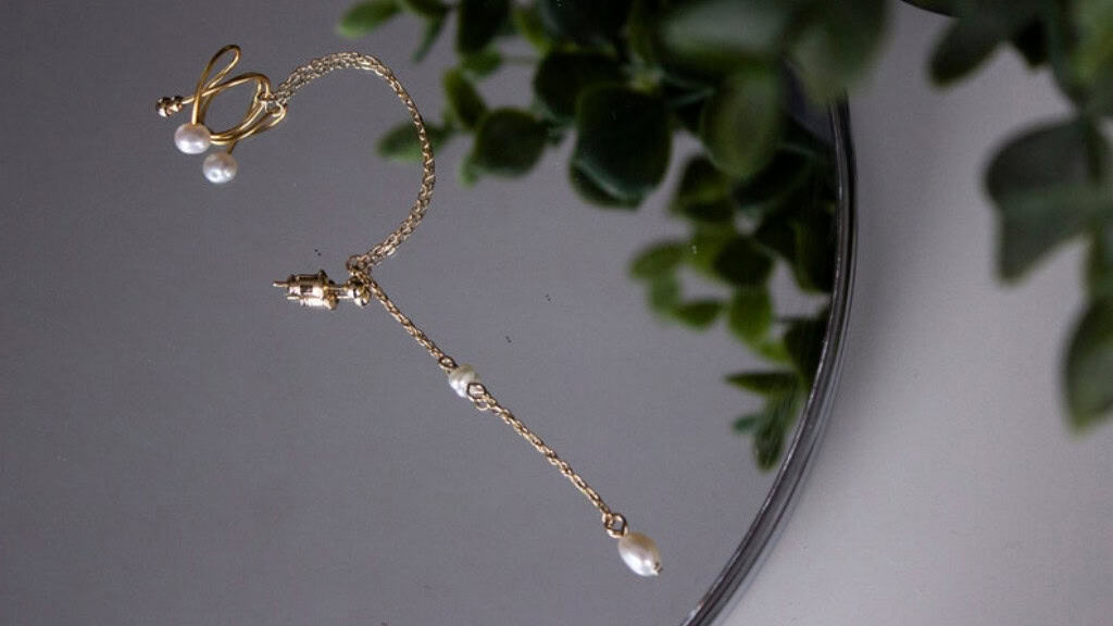 Unique Tiny Ear Cuff with Drop Earring