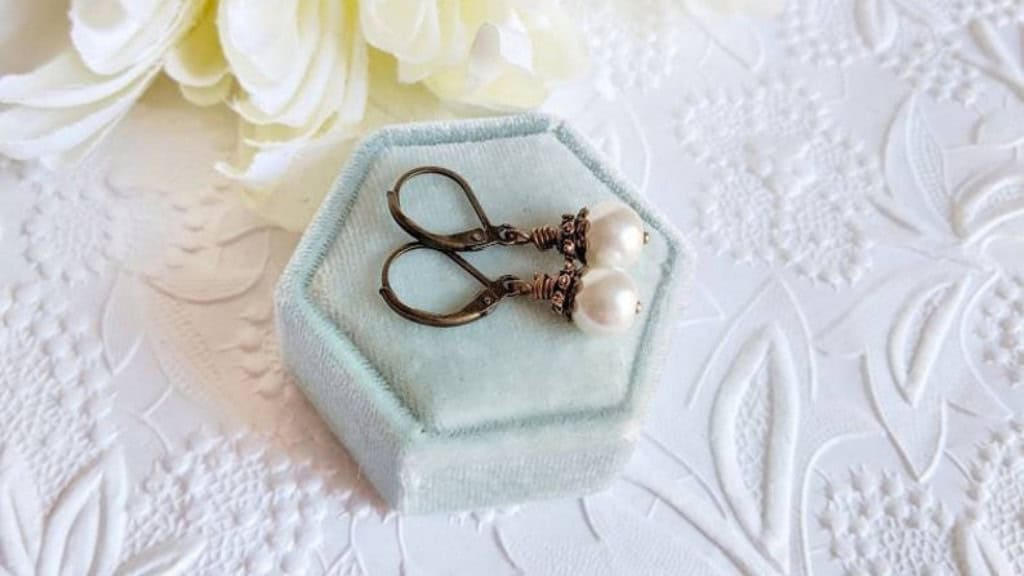 Ivory Pearl Earrings