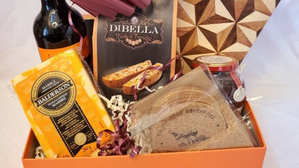 Cheeseboard Gift Basket with Wine & Snacks