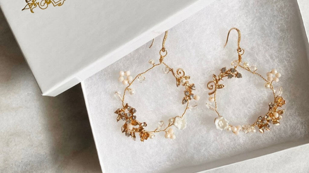 Bridal Gold Leaf Chandelier Earrings