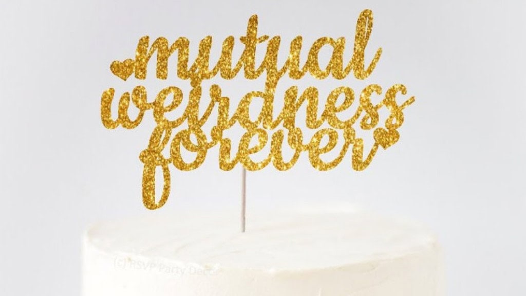RSVP Mutual Weirdness Cake Topper