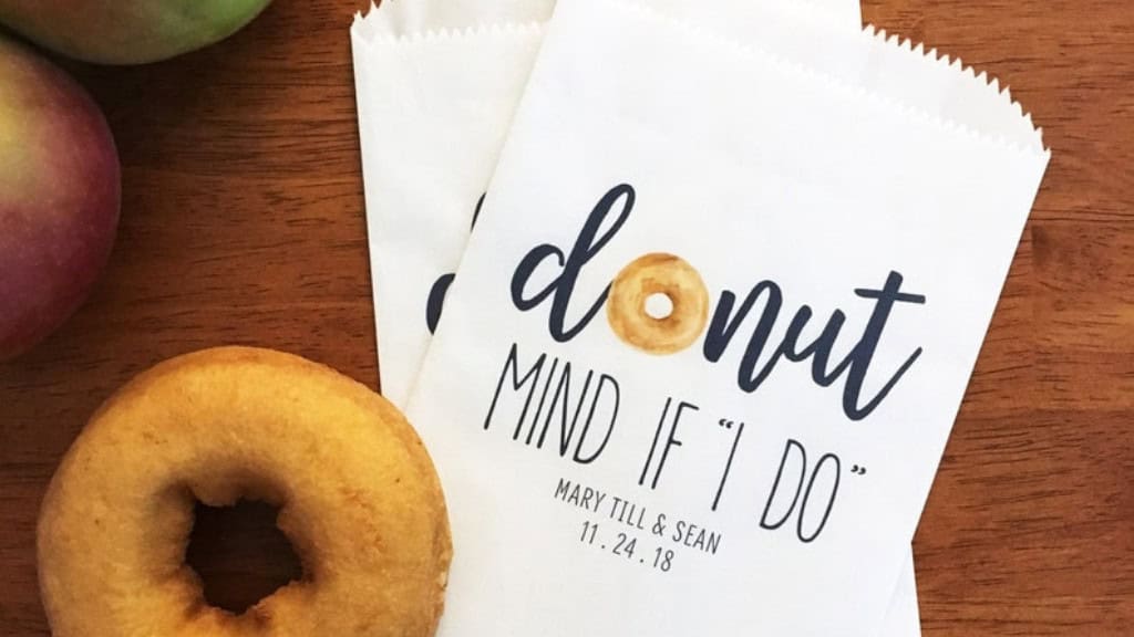 Apple Cider Donut Bags Wedding Favors