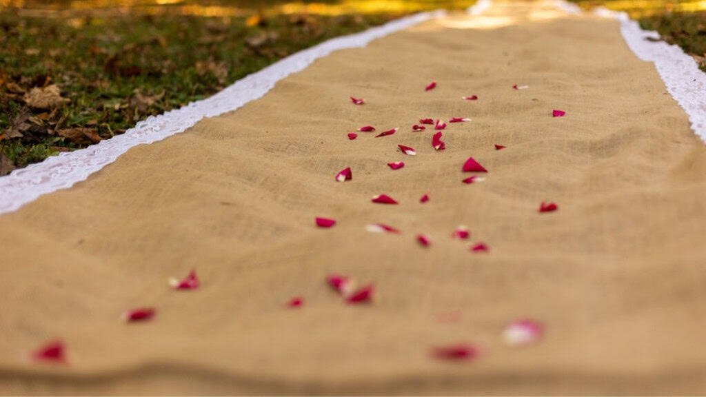 Burlap and Lace Eco-Friendly Aisle Runner