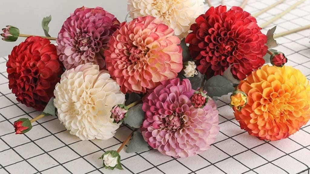 31" Faux Palmares Dahlia Stem