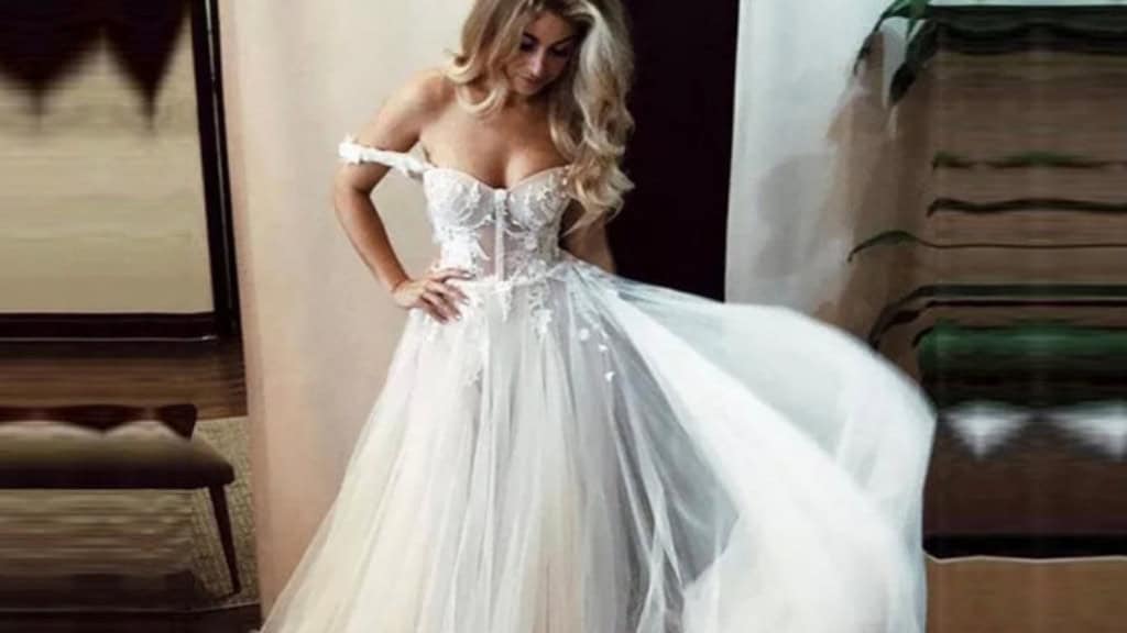 Boho Beach Tulle Wedding Gown