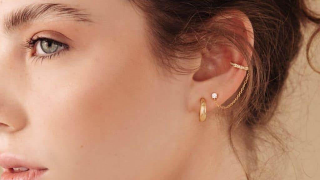 Perfect Minimalist Chain Earrings with CZ Diamond