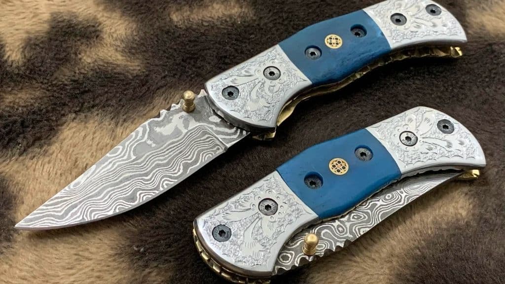 Elegant Damascus Steel Folding Knife