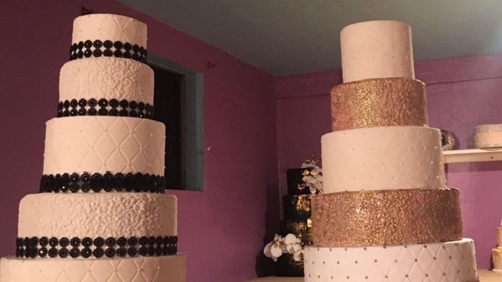 Faux Fake Cake with 4-Inch Tiers