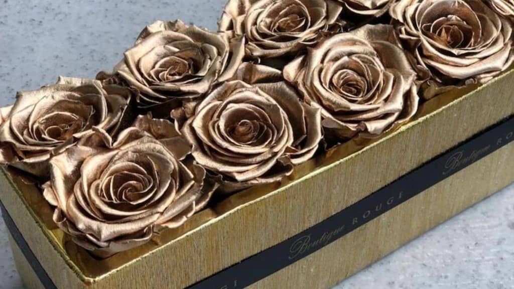Boutique Rouge Gold Ceramic Rose Centerpiece