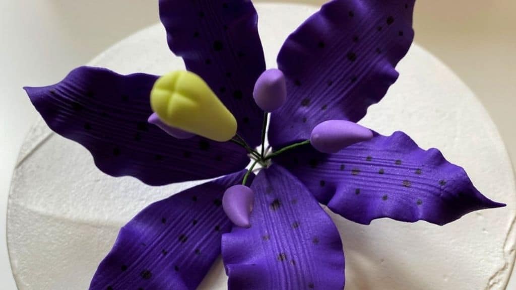 Gumpaste Purple Lily Cupcake Topper