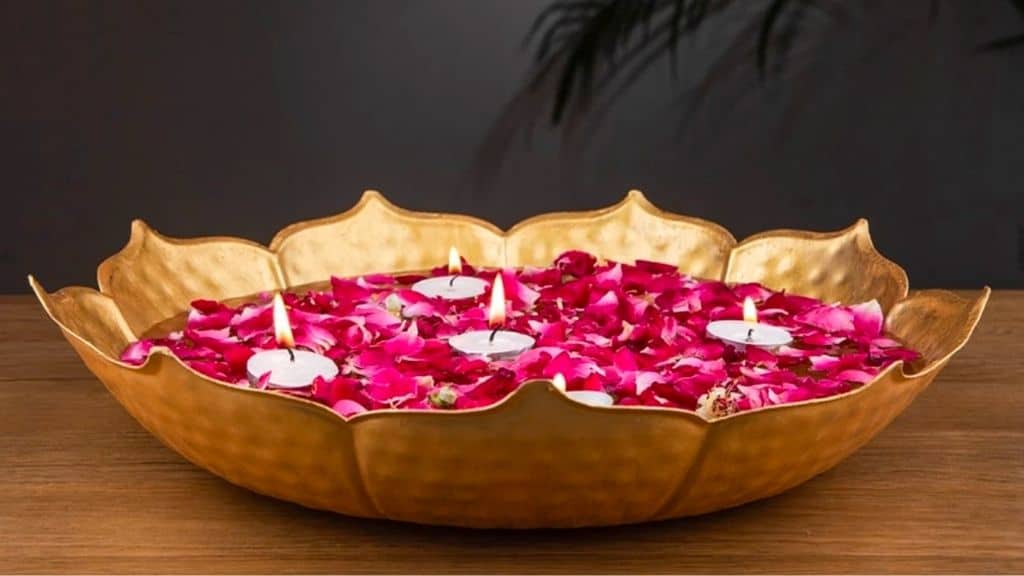 Lotus Design Tealight Holder