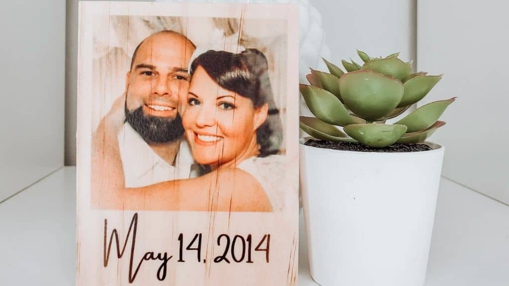 Personalized Laser Engraved Couple Portrait