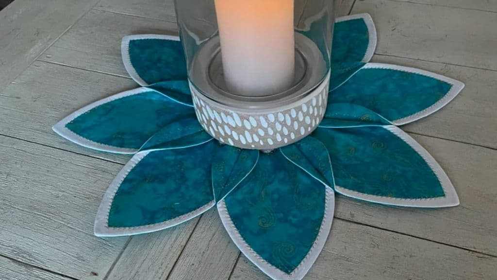 Teal Seahorse Table Runner and Centerpiece