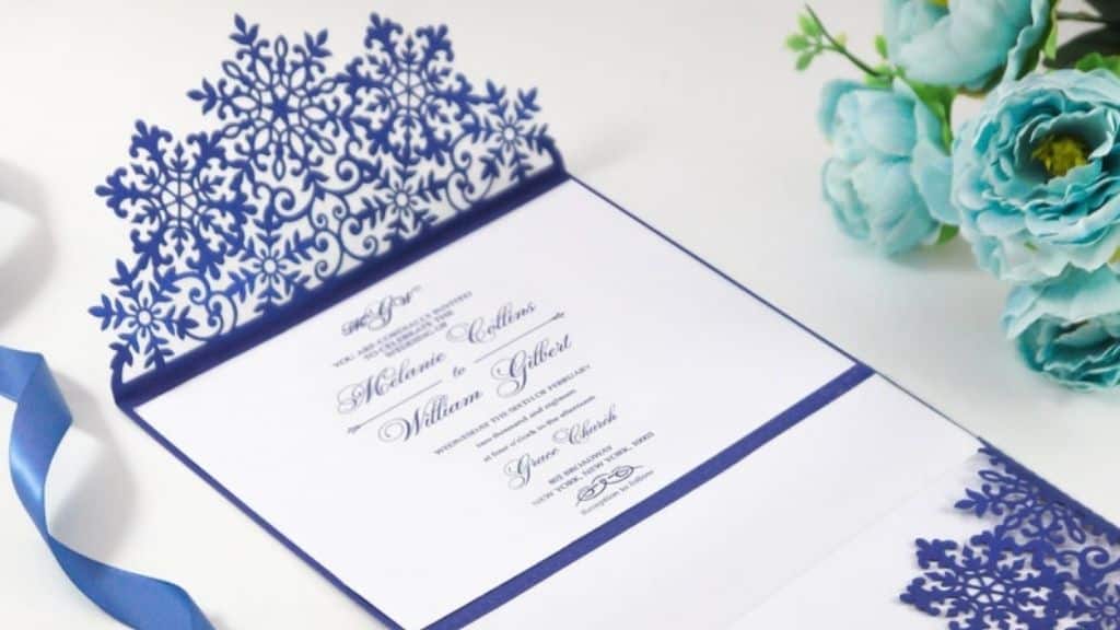 Sweet Sized Snowflake Tri-Fold Invitation Pocket