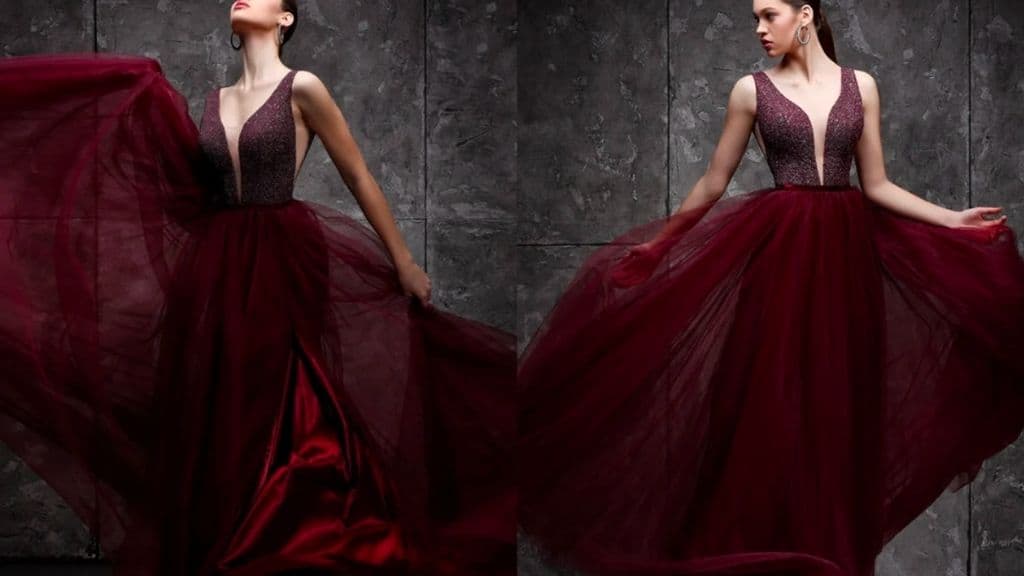 Elegant Burgundy Wedding Dress