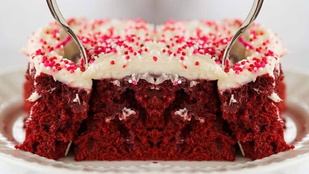 Red Velvet Poke Cake Mix with Cheesecake Pudding
