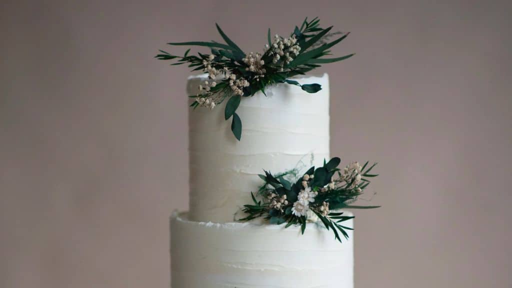 White Baby's Breath & Eucalyptus Wedding Cake Flowers