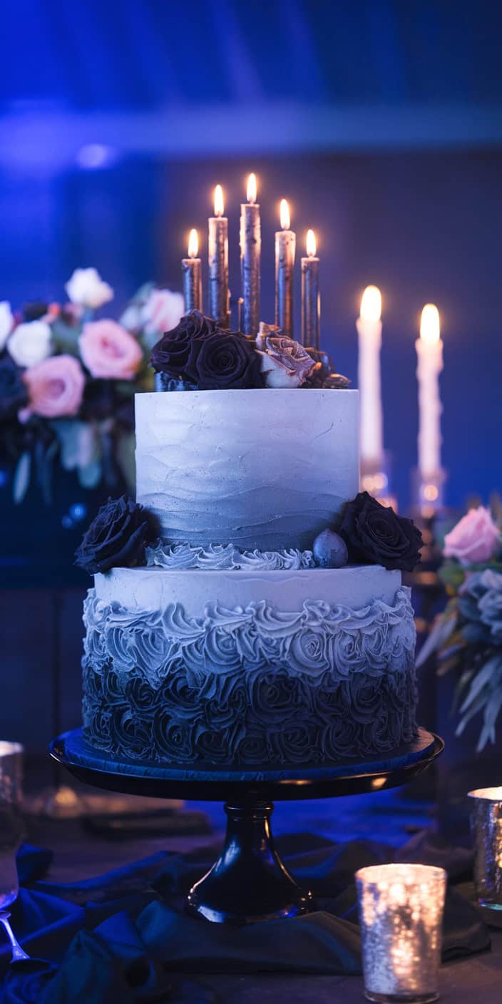 a photo of a gothic themed wedding cake yZnBkM0YQMWtlG9m7OtO0g m4vTibyRTBGCMEFddXNm9g