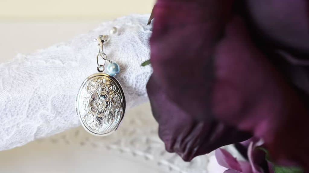 Keepsakes by Katherine Wedding Bouquet Locket