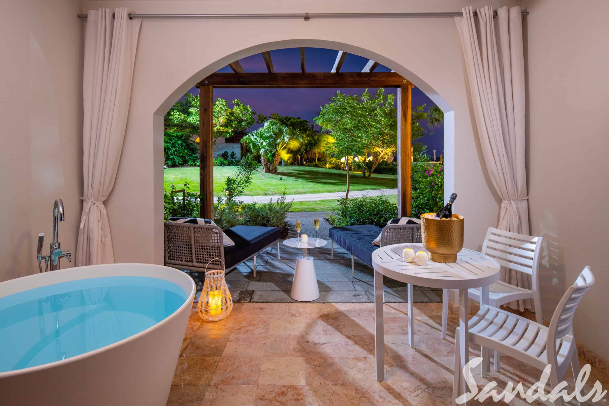 Club Level Suites at Sandals Royal Curaçao