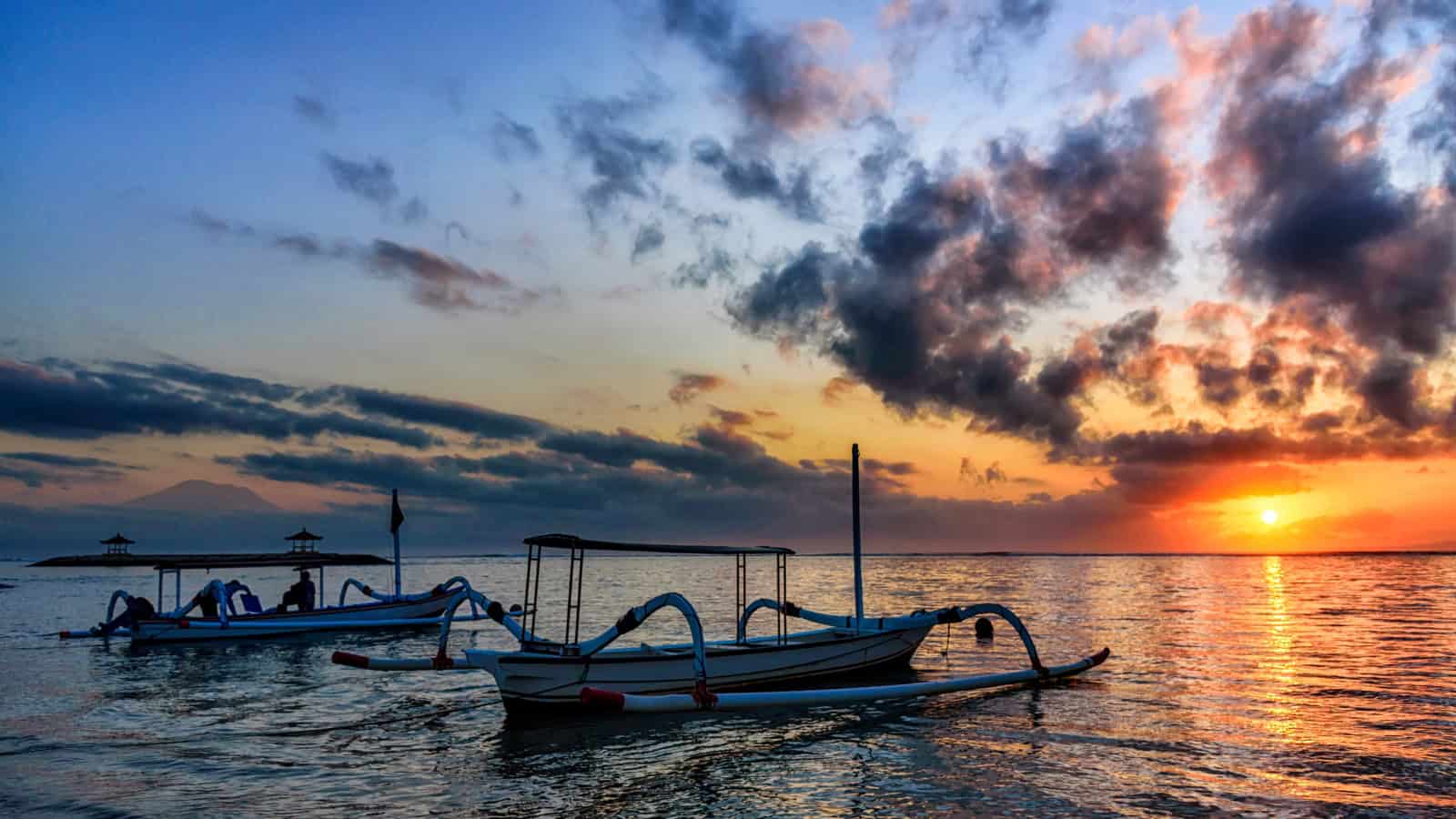 sunset cruise in a jukung