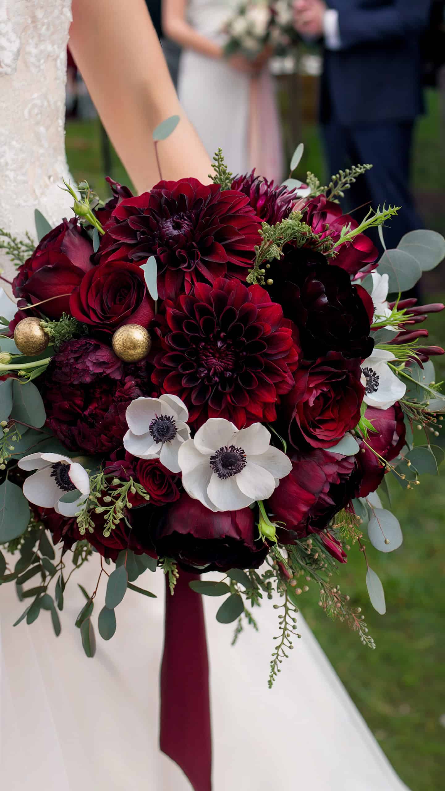 Garnet Glow Clusters