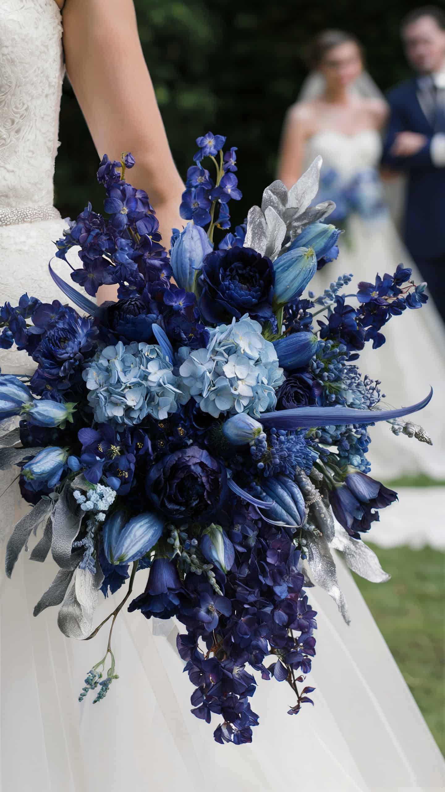 Sapphire Splendor Posies