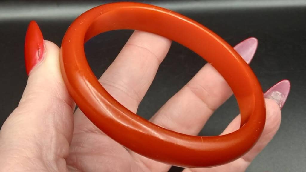 Art Deco 1930s Bakelite Bangle