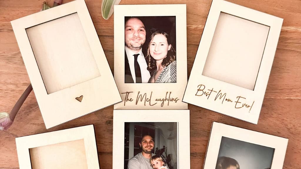 Custom Magnetic Photo Frame