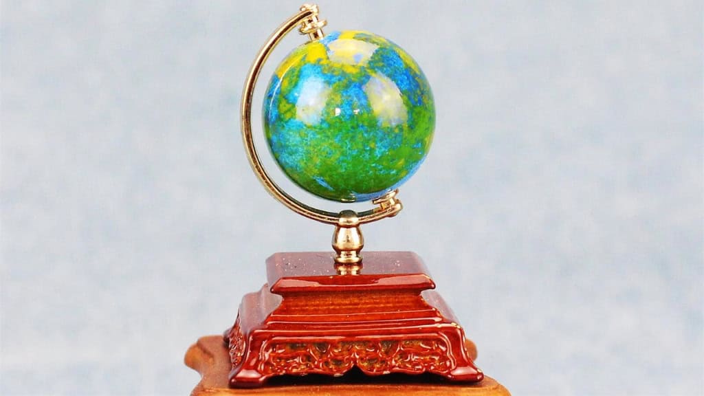 Dollhouse Globe Miniature 1/12 Scale