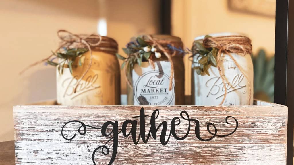 Farmhouse Mason Jar Centerpiece