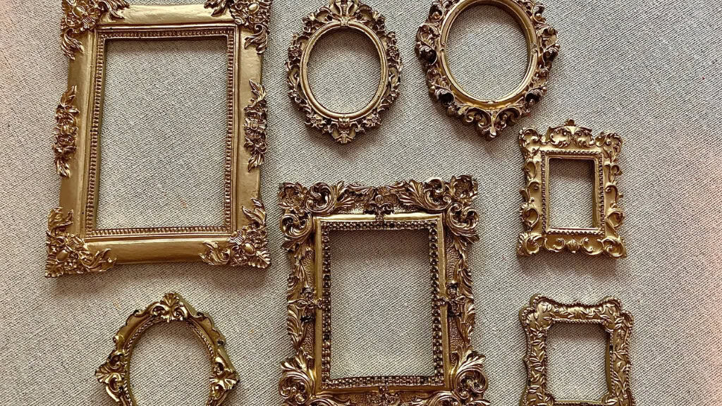 Set of 7 Antique Gold Resin Frames