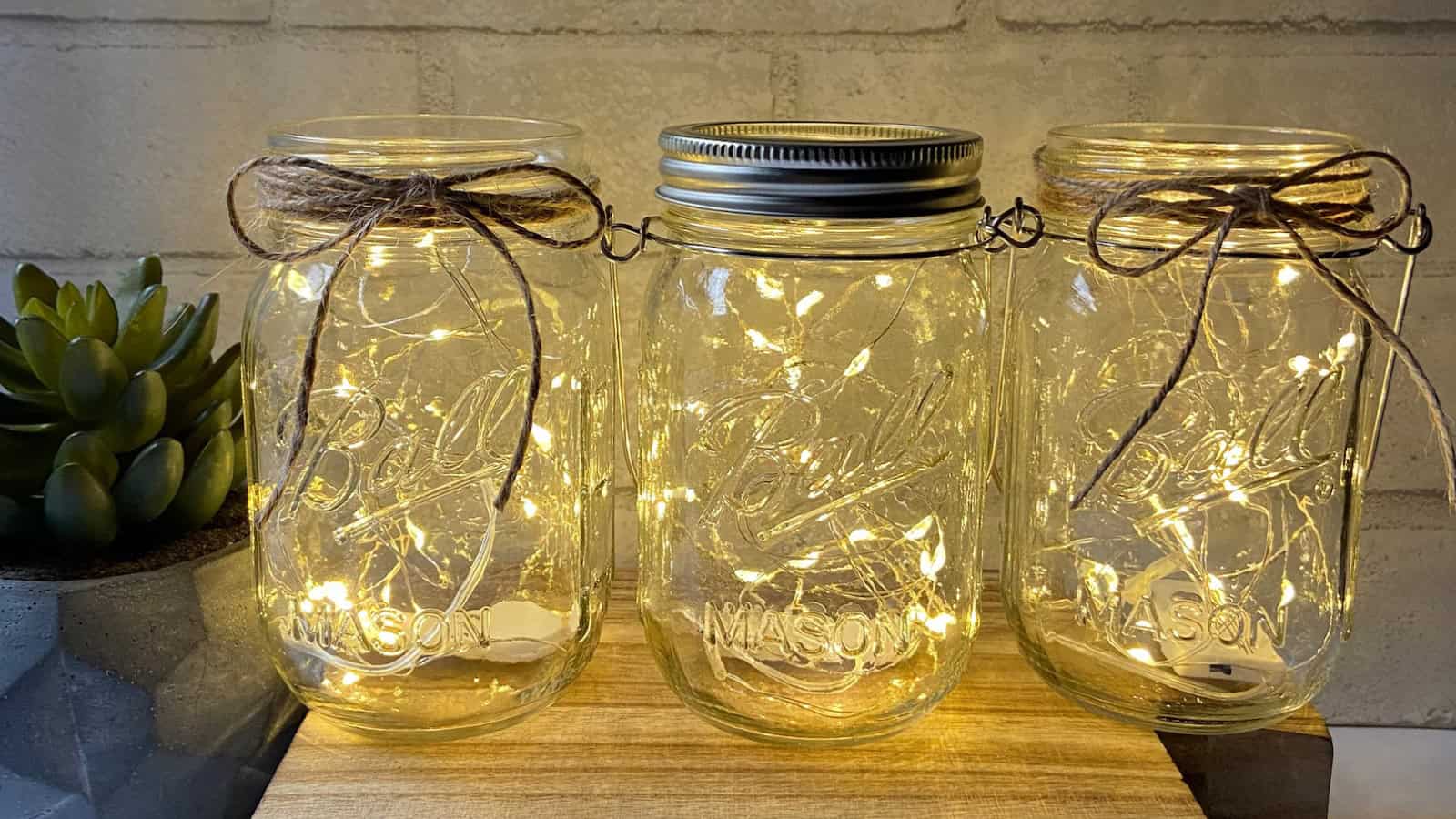 Lighted Mason Jar for Weddings