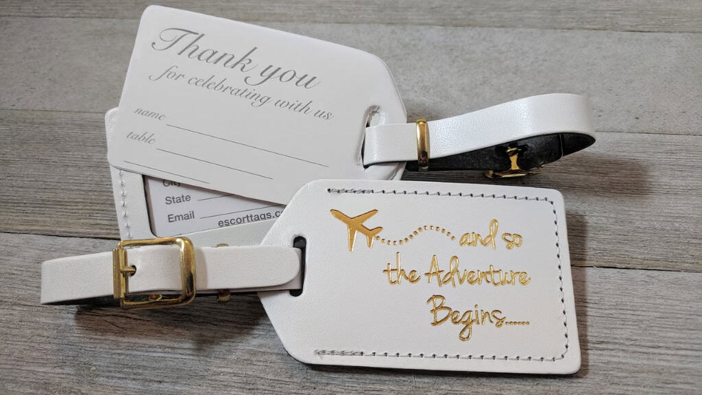 Elegant White Leather Luggage Tags