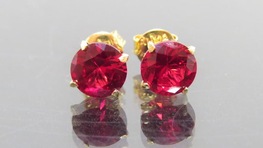 Vintage 18K Gold Ruby Stud Earrings