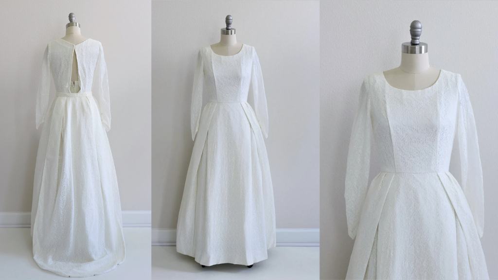 Vintage 1960s Lace Wedding Dress XS