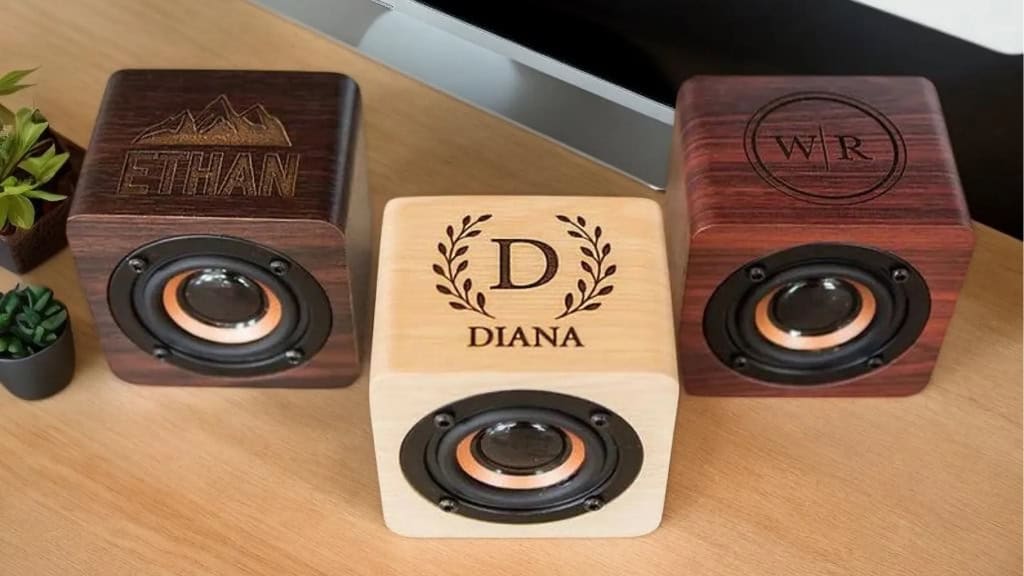 Custom Wooden Mini Bluetooth Speaker
