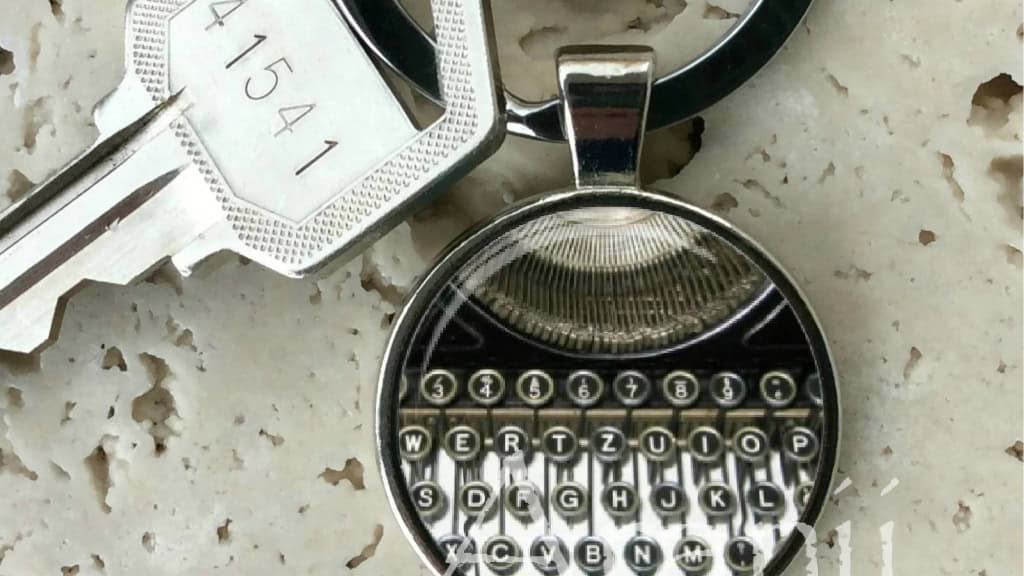 Vintage Typewriter Keychain