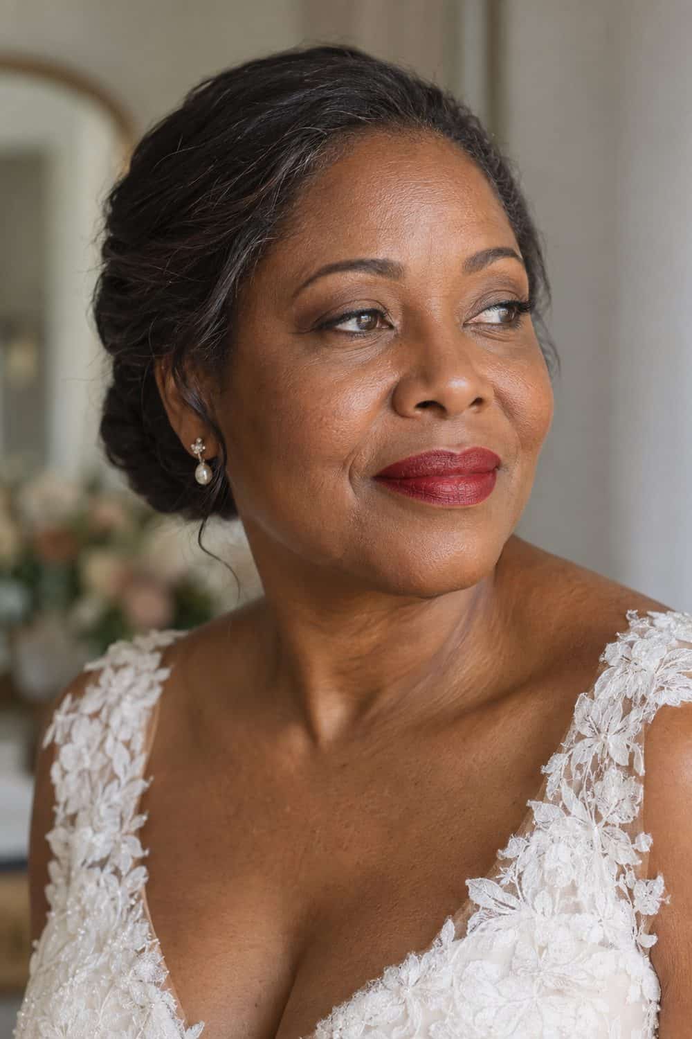 Soft Red Lip wedding inspiration