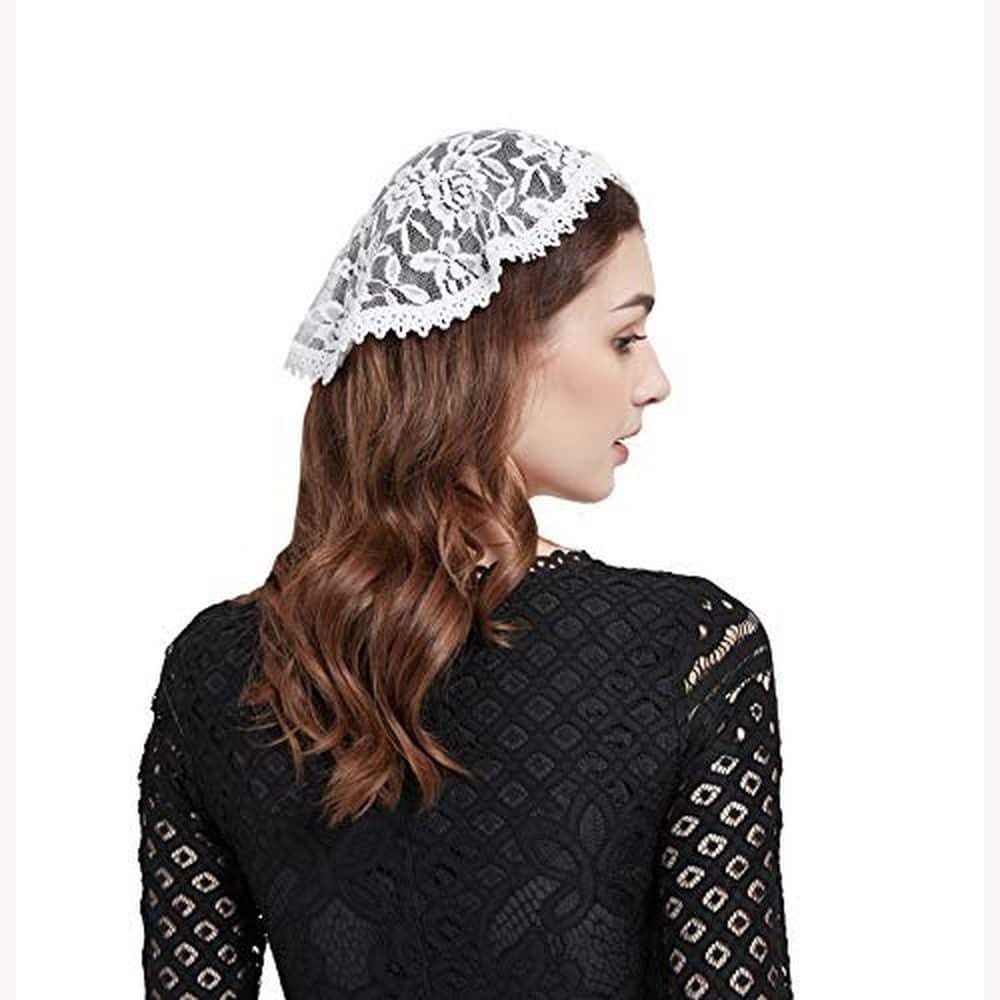 Vintage-Inspired Lace Chapel Cap